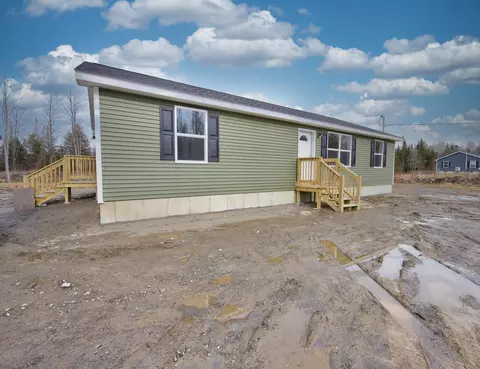 117 Mudgett Rd, Kenduskeag, ME 04450