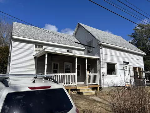 5 Simonton Rd, Camden, ME 04843