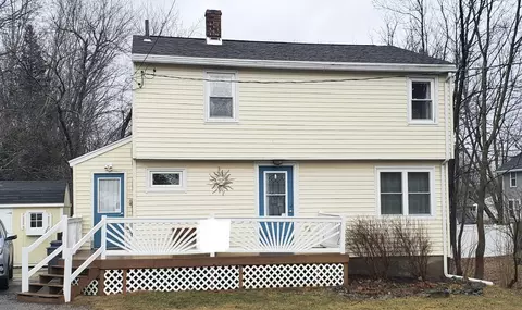 18 Mckinley Ave, Orrington, ME 04474