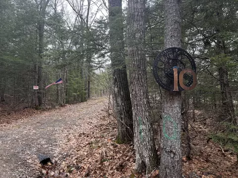 10 Brown Rd, Liberty, ME 04949