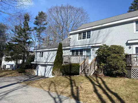 3 W West Harbor Pond Rd #3, Boothbay Harbor, ME 04538