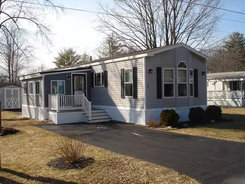 1 K De Ln, Gorham, ME 04038