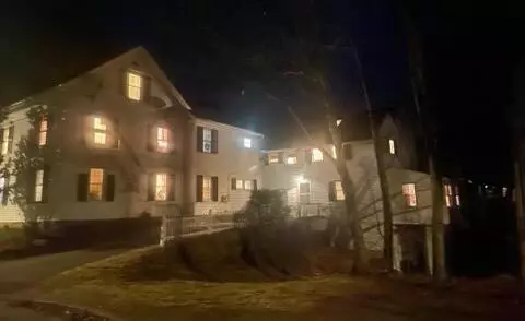 62 Pine St, Bath, ME 04530