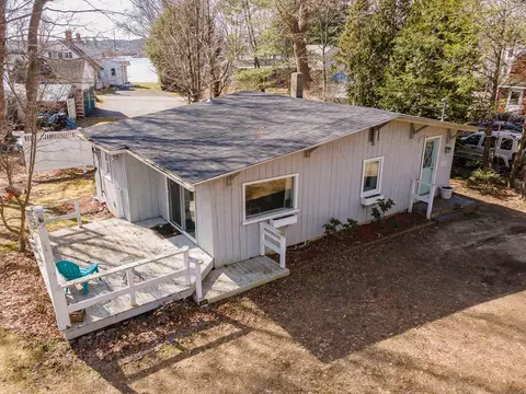 6 Fourth Ave, Eliot, ME 03903