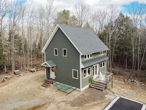 54 Homestead Rd, Washington, ME 04574