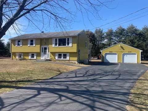 9 Old Post Rd, Lyman, ME 04002