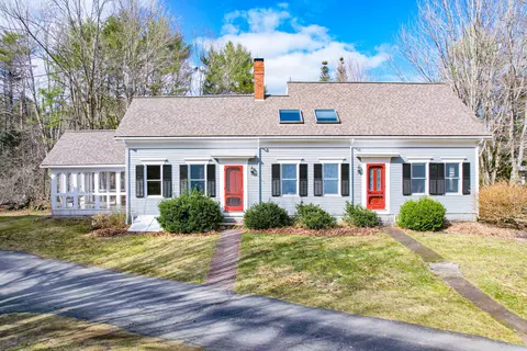 300 East Neck Rd, Nobleboro, ME 04555