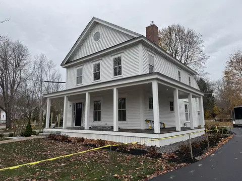 91 South St, Yarmouth, ME 04096