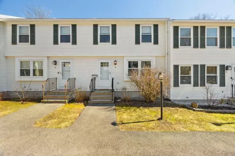 60 King St #3, Saco, ME 04072