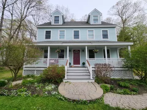 24 Donica Rd, York, ME 03909