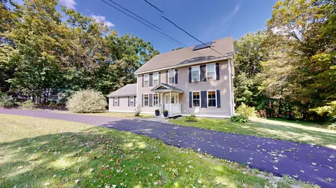 59 High St, Buckfield, ME 04220
