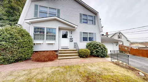 3 Lynn St, Lewiston, ME 04240