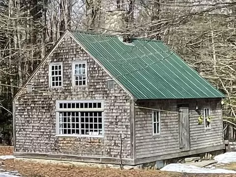 343 Bean Rd, Mount Vernon, ME 04352