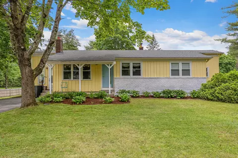 122 Jordan Ave, Brunswick, ME 04011