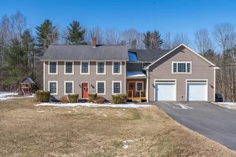 686 Brighton Hill Rd, Minot, ME 04258