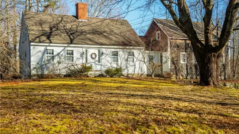 14 Seaport Ave, Stockton Springs, ME 04981