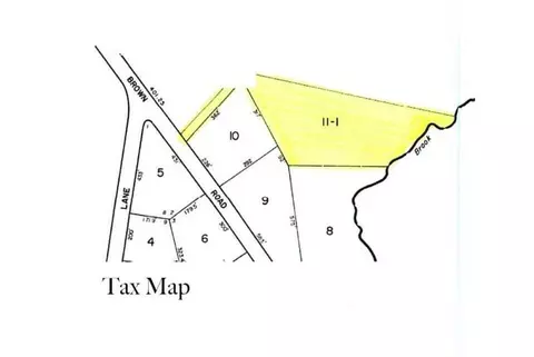 46 Brown Rd, Mechanic Falls, ME 04256