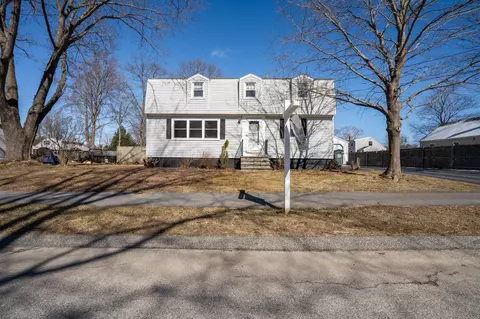83 Independence Dr, Westbrook, ME 04092