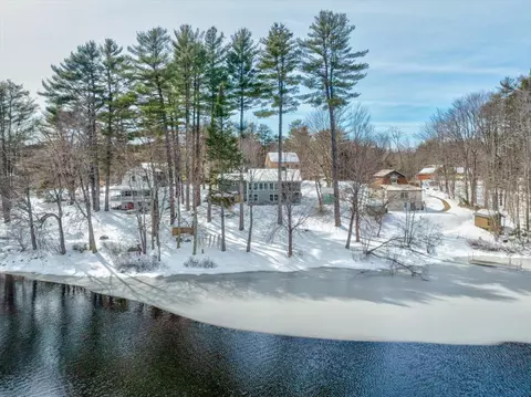 44 W Shore Dr, Greene, ME 04236