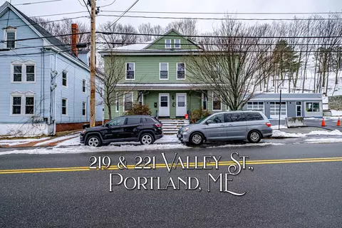 219 Valley St, Portland, ME 04102