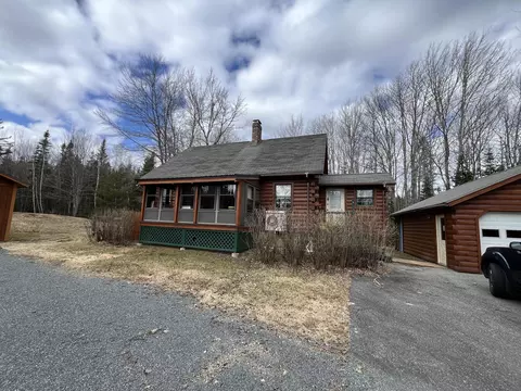 111 Gouldsboro Point Rd, Gouldsboro, ME 04607