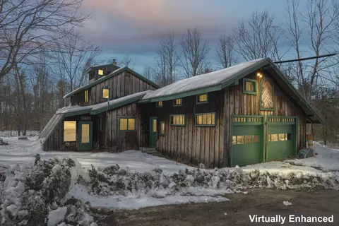 138 Raymond Hill Rd, Raymond, ME 04071