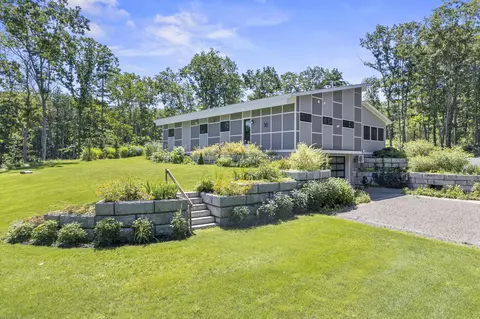 36 Tall Pines Rd, Ogunquit, ME 03907