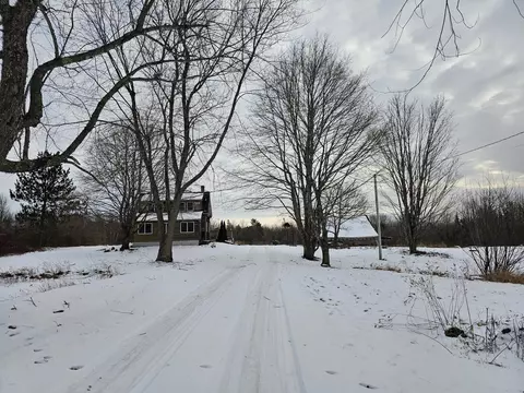 819 Red Bridge Rd, Ellsworth, ME 04605