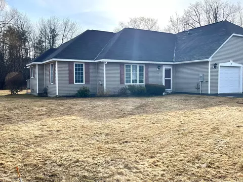 36 Joseph Dr #36, Gorham, ME 04038