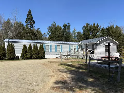 111 Razorville Rd, Washington, ME 04574