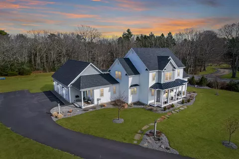 2 Julias Way, Brunswick, ME 04011