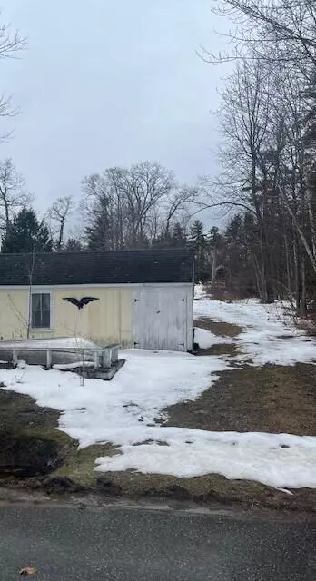 62 Wards Cove Rd, Standish, ME 04084