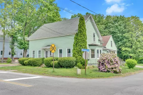 71-73 Bradley St, Saco, ME 04072