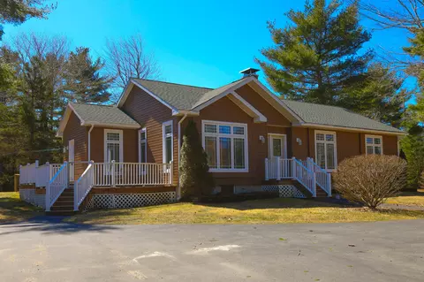 80 Guptil Farm Rd, Ellsworth, ME 04605