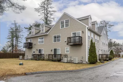11 Smithwheel Rd #52, Old Orchard Beach, ME 04064