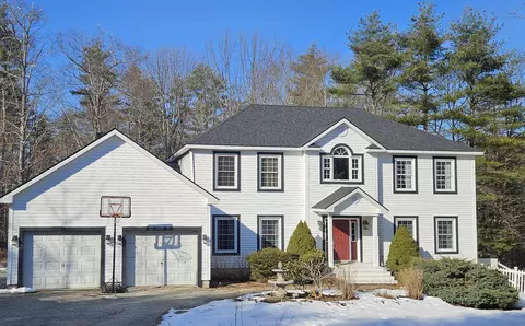 6 Stoney Brook Ln, North Yarmouth, ME 04097