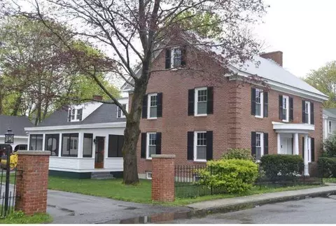 46 Green St, Bath, ME 04530