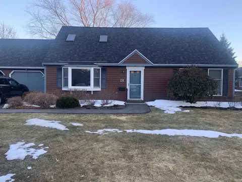 24 Cortland Cir #24, Bangor, ME 04401