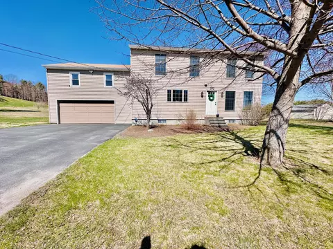 392 Lane Rd, Greene, ME 04236