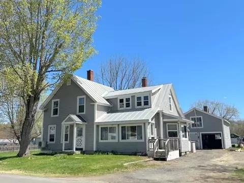 17 Spring St, Madison, ME 04950 photo 1