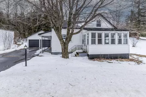 82 Harrison Rd, Norway, ME 04268