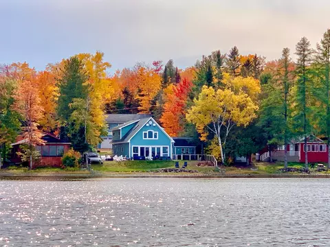 955 S Shore Rd, Stockholm, ME 04783