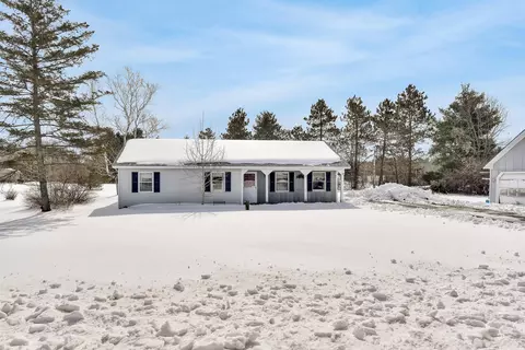 325 Bangor Rd, Benton, ME 04901