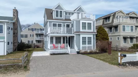 414 Ocean Ave, Wells, ME 04090