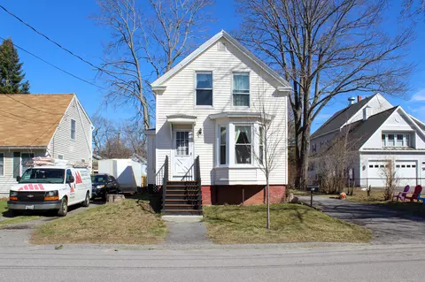 41 Pennell St, Westbrook, ME 04092