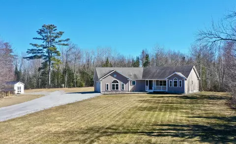 36 Shepard Rd, Belfast, ME 04915