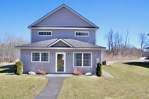 11 Onyx Dr, New Gloucester, ME 04260