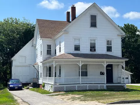 637 Lisbon St, Lisbon, ME 04252