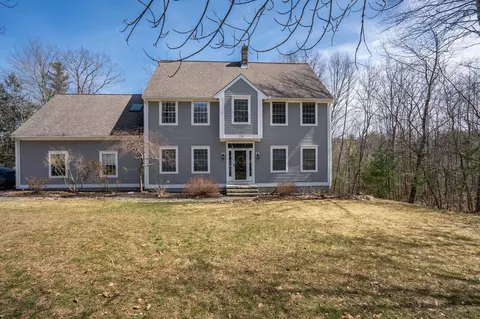 174 Mast Rd, Falmouth, ME 04105