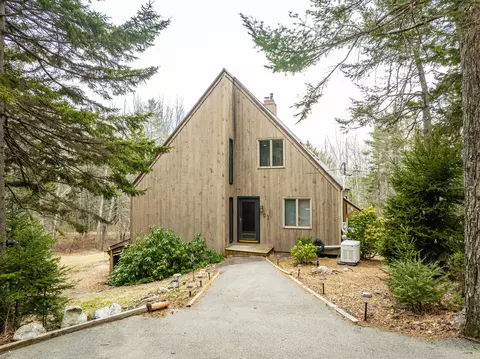 93 Black Rd S #1 AND 2, Searsport, ME 04974